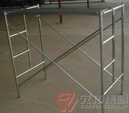 建筑門(mén)式腳手架配件有哪些？